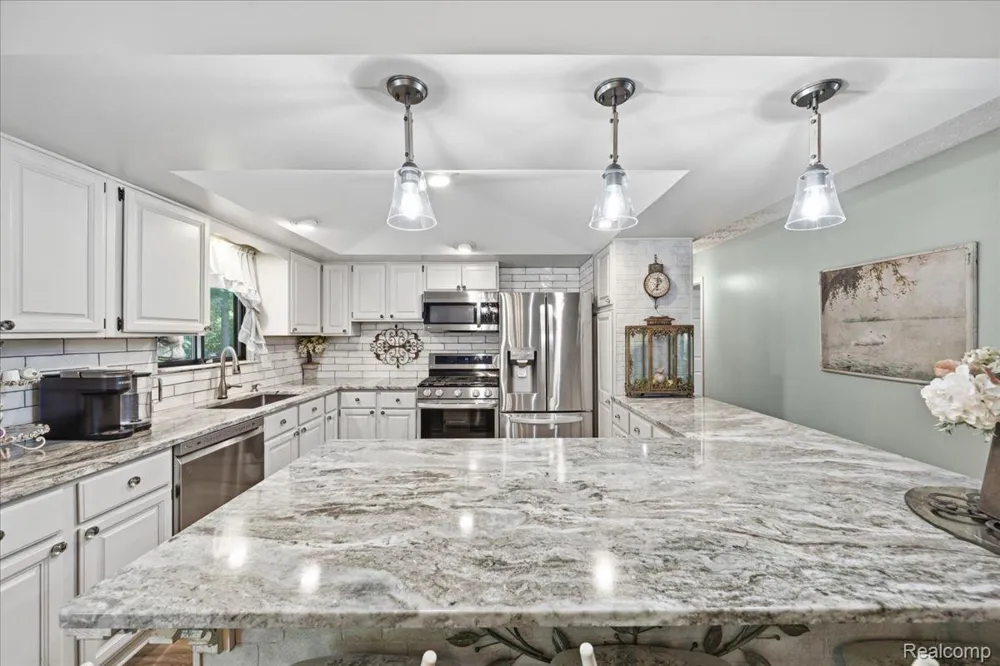1600 Moffat Addison Township, MI 48367