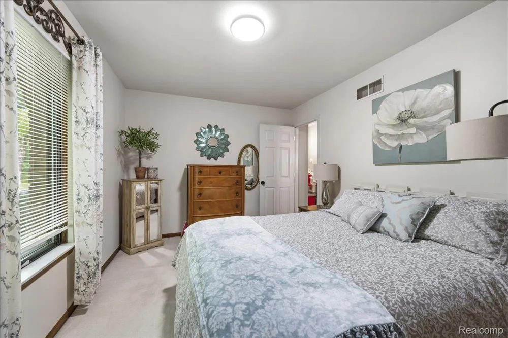 1600 Moffat Addison Township, MI 48367