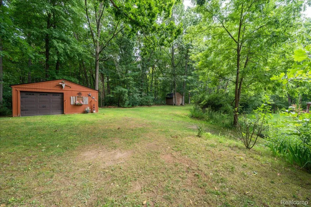 1600 Moffat Addison Township, MI 48367