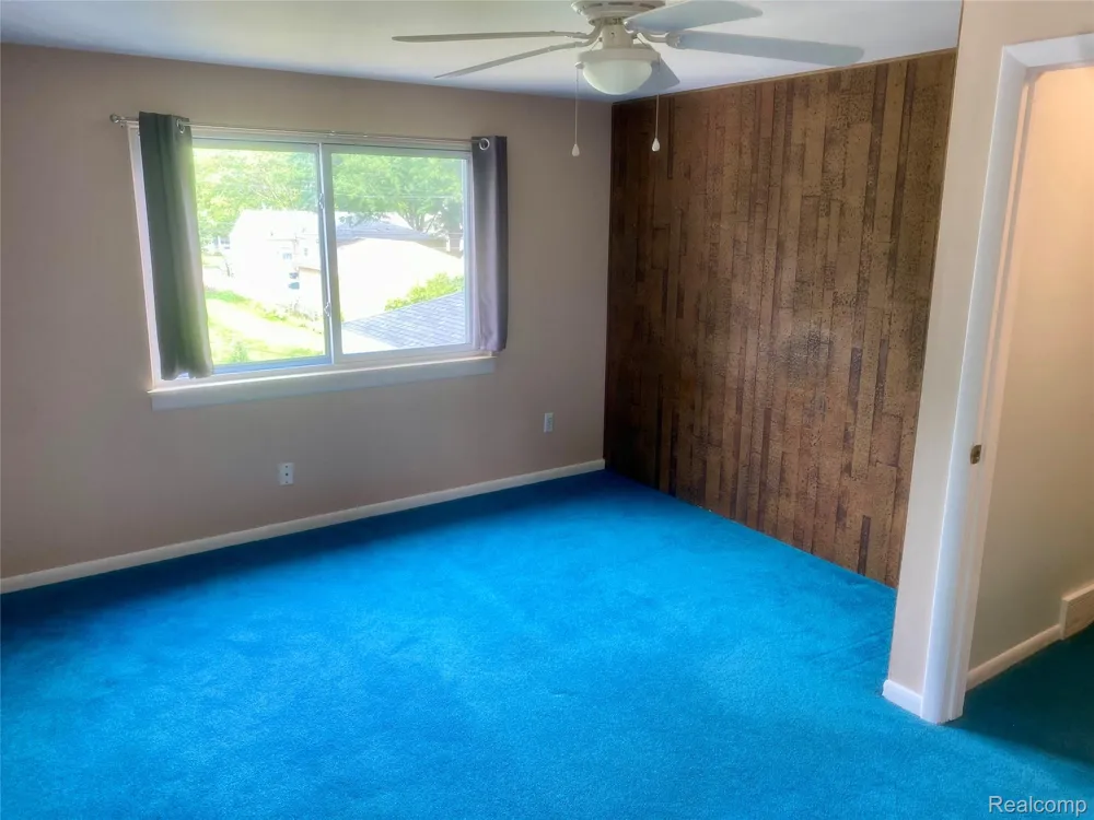 4518 Woodland Avenue Royal Oak City, MI 48073