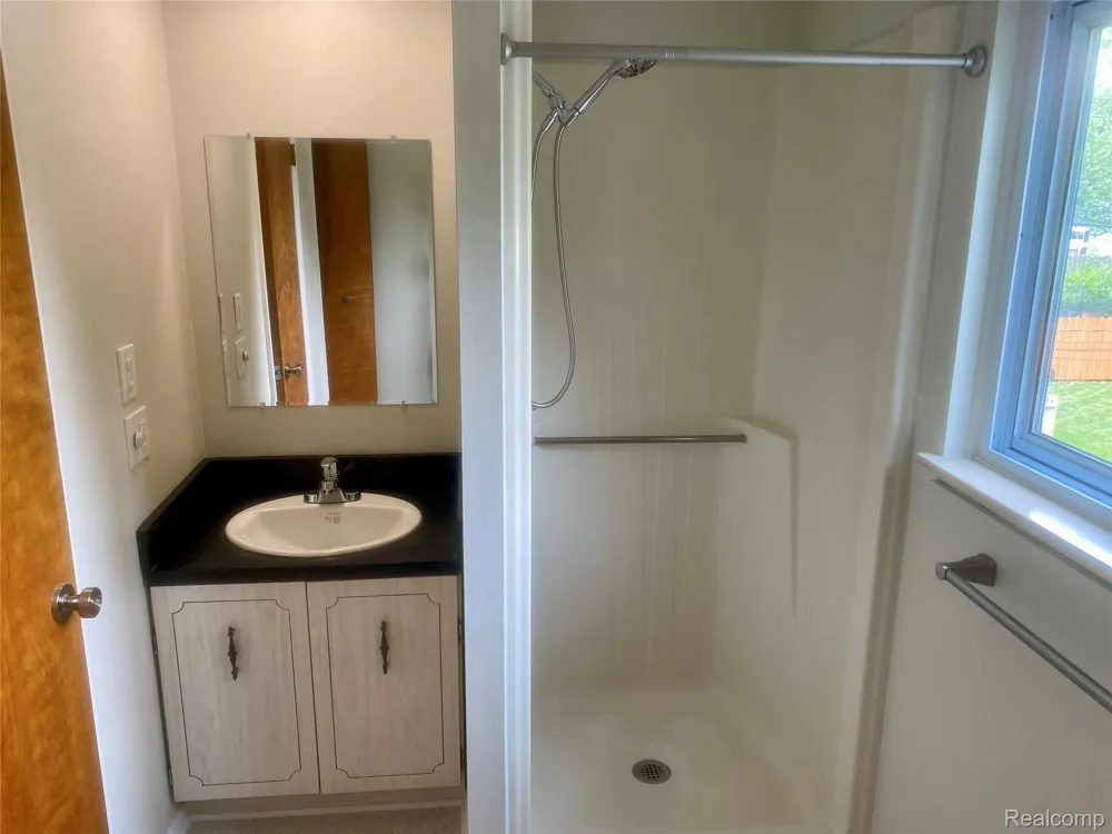4518 Woodland Avenue Royal Oak City, MI 48073