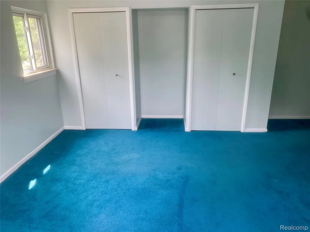 4518 Woodland Avenue Royal Oak City, MI 48073
