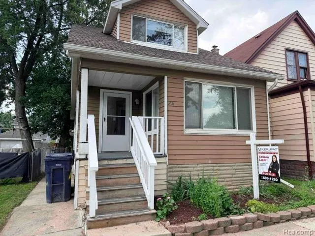 74 Pine Street River Rouge City, MI 48218
