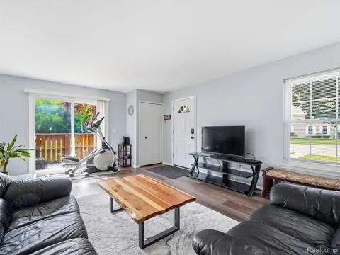 23404 Rockledge