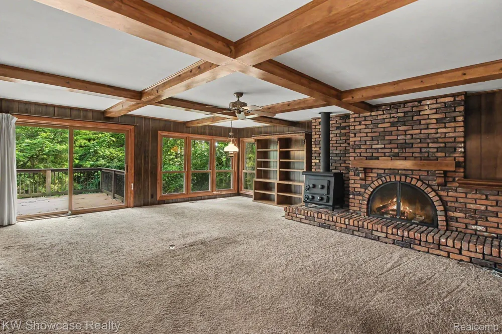 1471 Blue Heron Drive Highland Charter Township, MI 48357