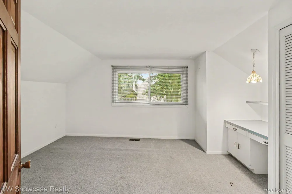 1471 Blue Heron Drive Highland Charter Township, MI 48357