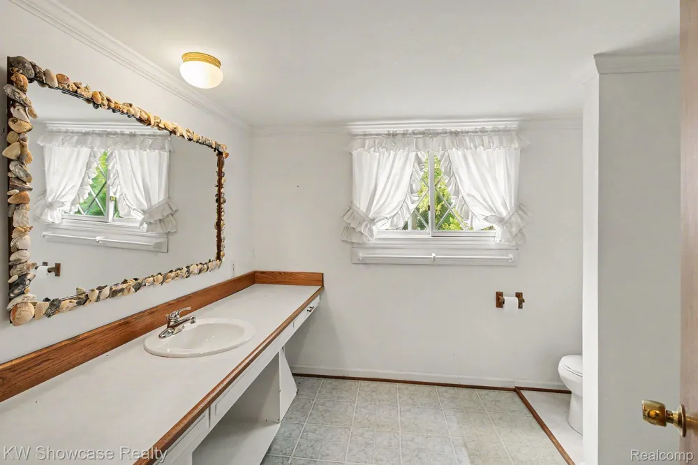 1471 Blue Heron Drive Highland Charter Township, MI 48357