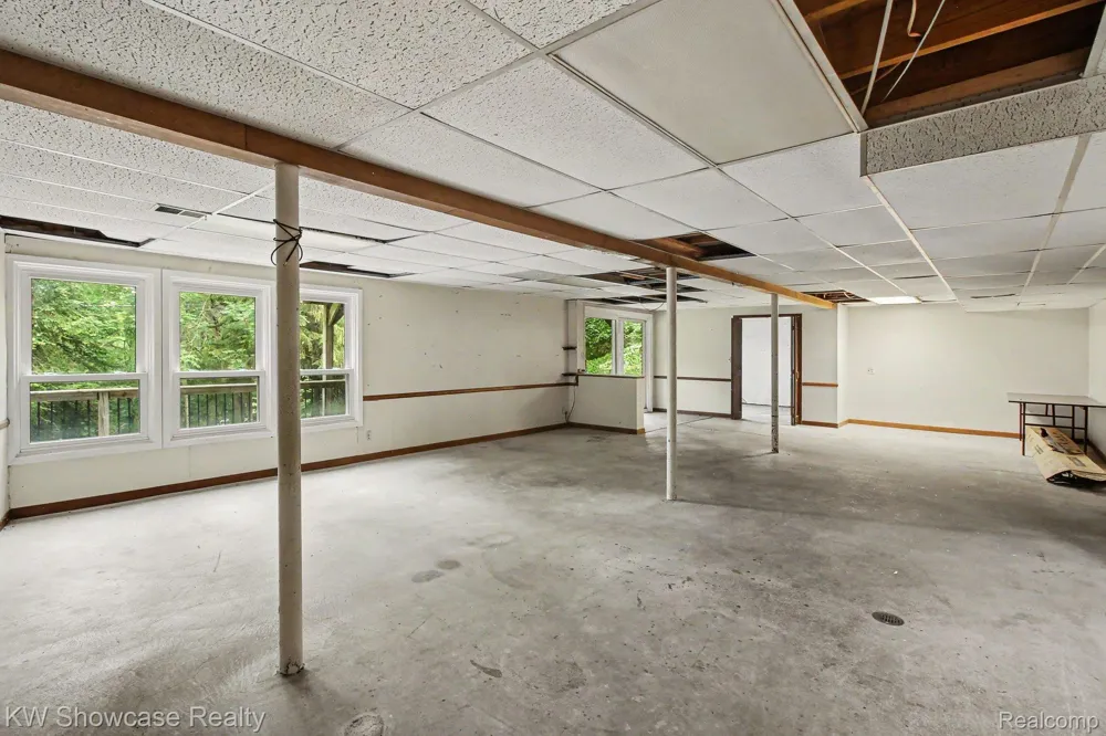 1471 Blue Heron Drive Highland Charter Township, MI 48357
