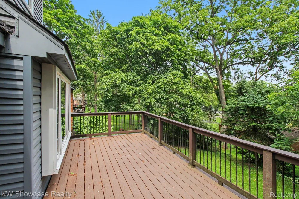 1471 Blue Heron Drive Highland Charter Township, MI 48357