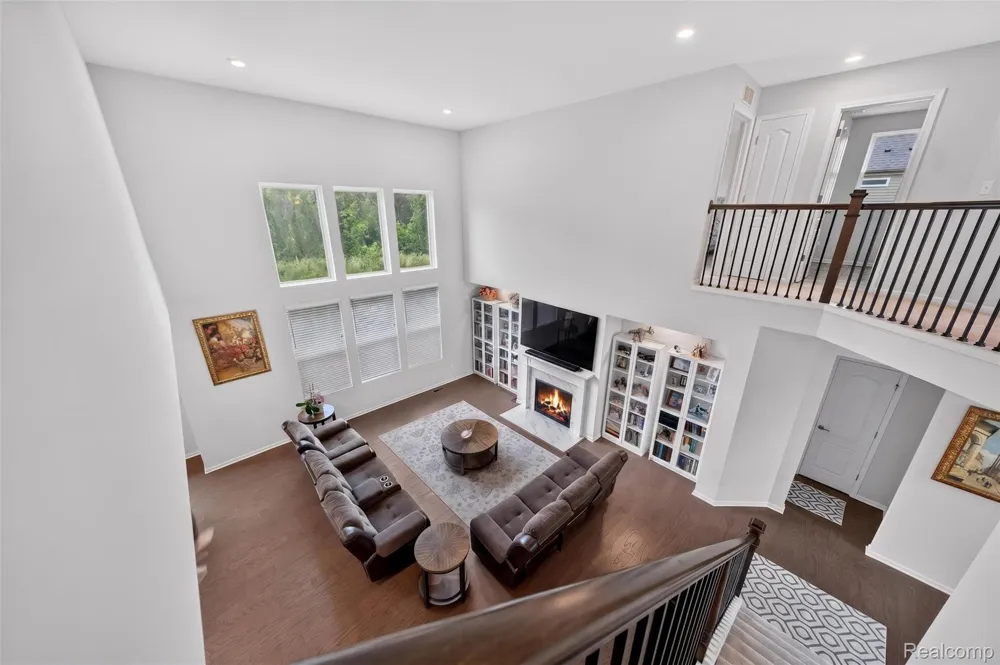 4160 Walcott Drive Orion Charter Township, MI 48359
