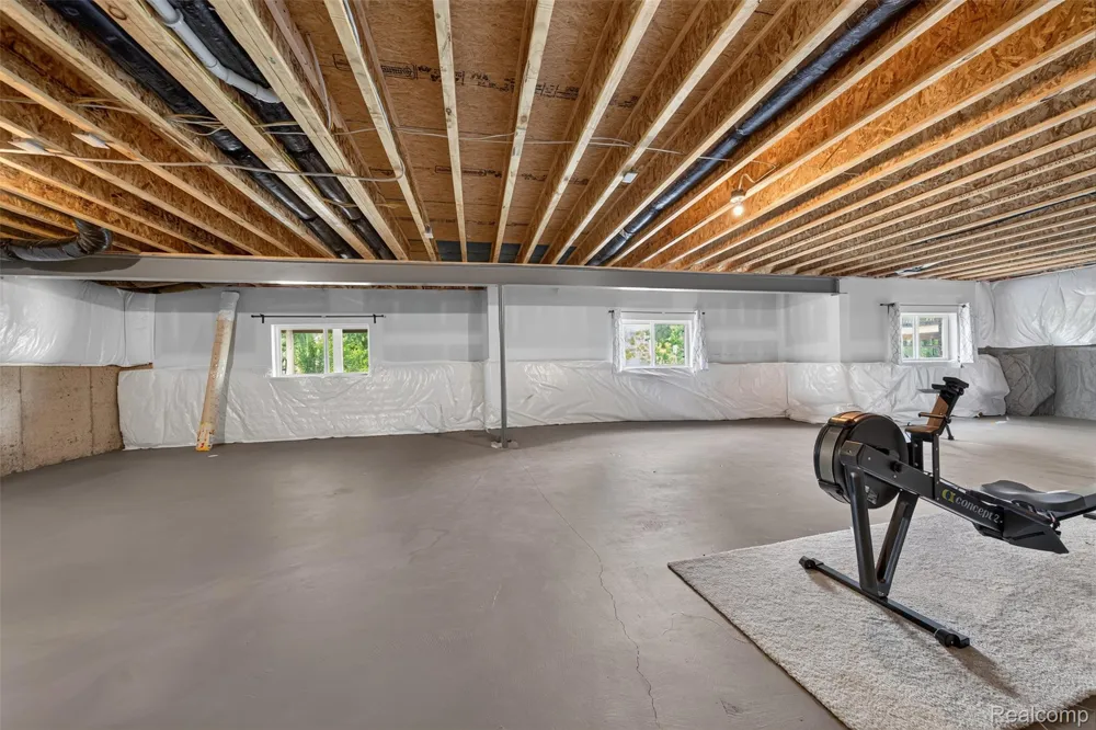 4160 Walcott Drive Orion Charter Township, MI 48359