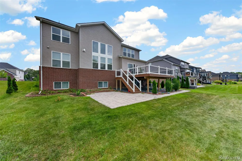 4160 Walcott Drive Orion Charter Township, MI 48359