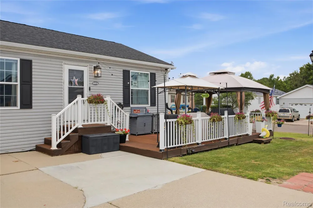 16206 Lancaster Way Holly Township, MI 48442
