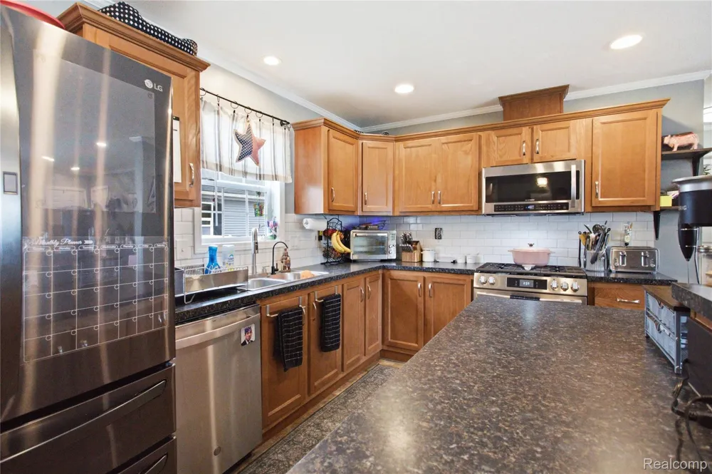 16206 Lancaster Way Holly Township, MI 48442