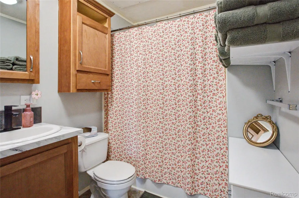 16206 Lancaster Way Holly Township, MI 48442