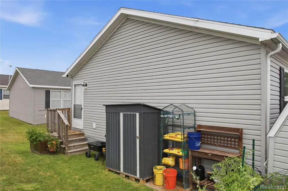 16206 Lancaster Way Holly Township, MI 48442