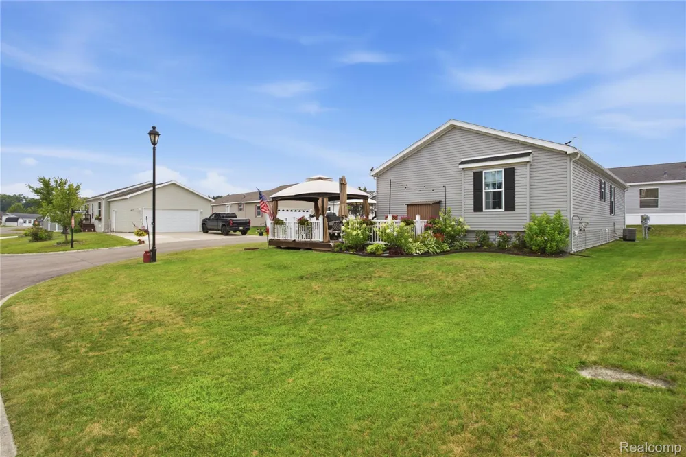 16206 Lancaster Way Holly Township, MI 48442