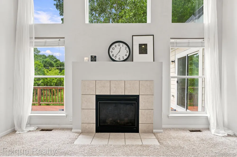 43144 Emerson Way Novi City, MI 48377