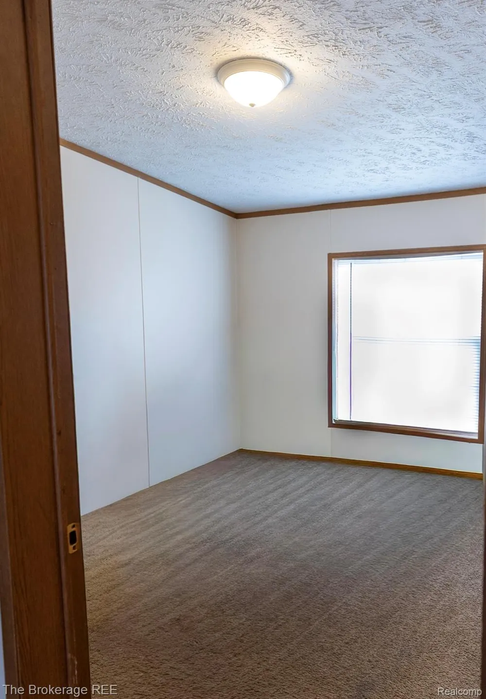 93 Woodcrest Swartz Creek City, MI 48473