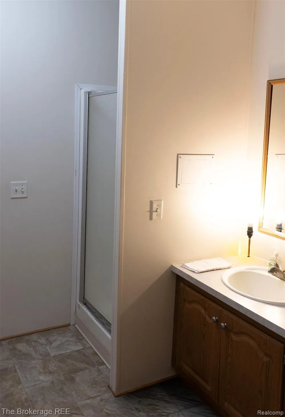 93 Woodcrest Swartz Creek City, MI 48473
