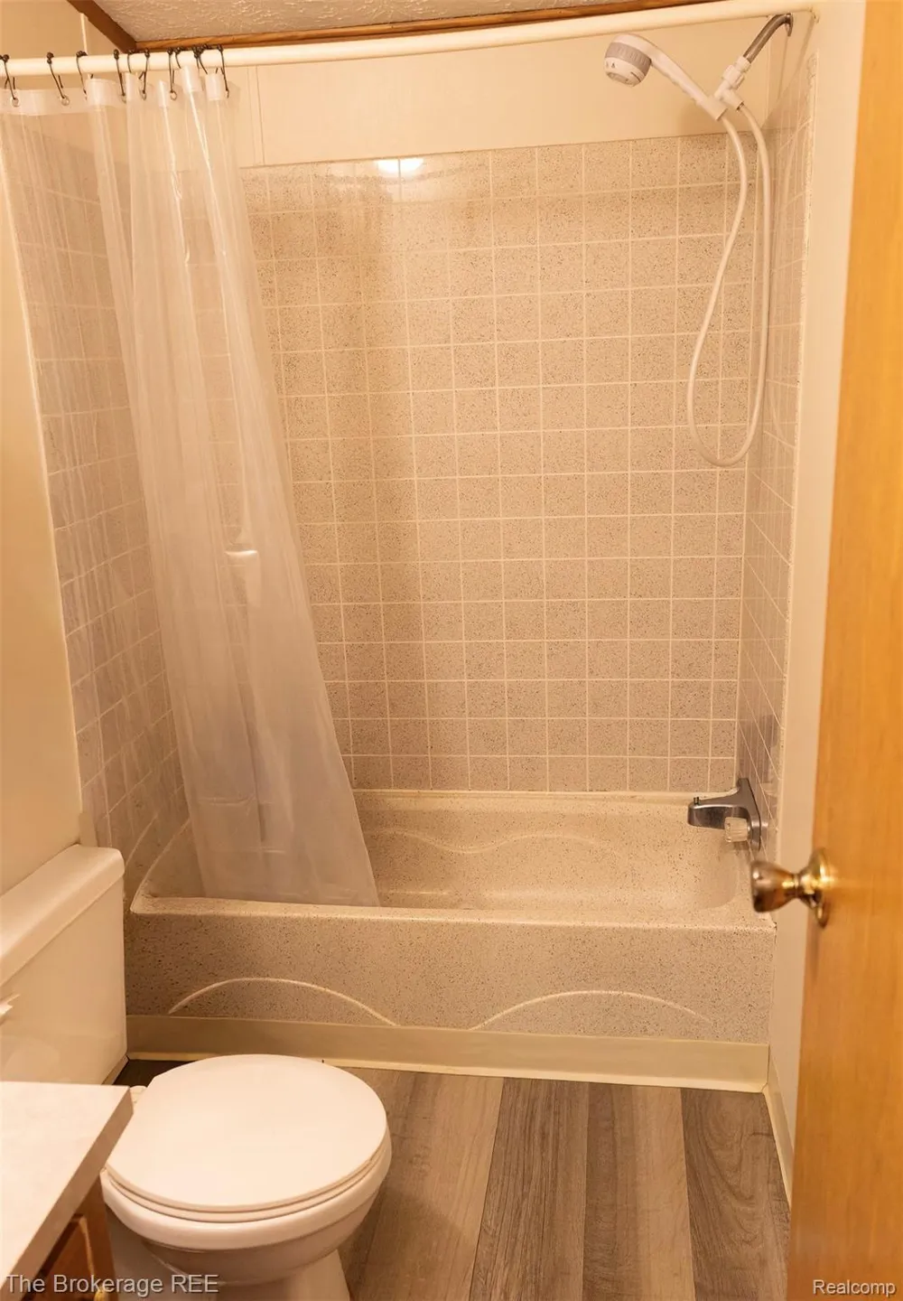 93 Woodcrest Swartz Creek City, MI 48473