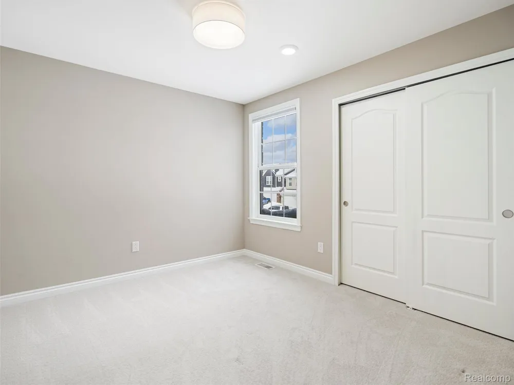 4021 NOTTINGHAM CIRCLE Independence Charter Township, MI 48346