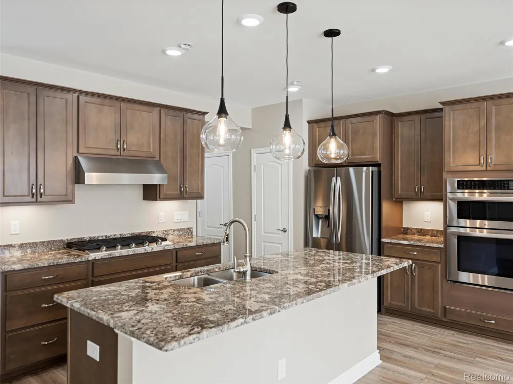 4021 NOTTINGHAM CIRCLE Independence Charter Township, MI 48346