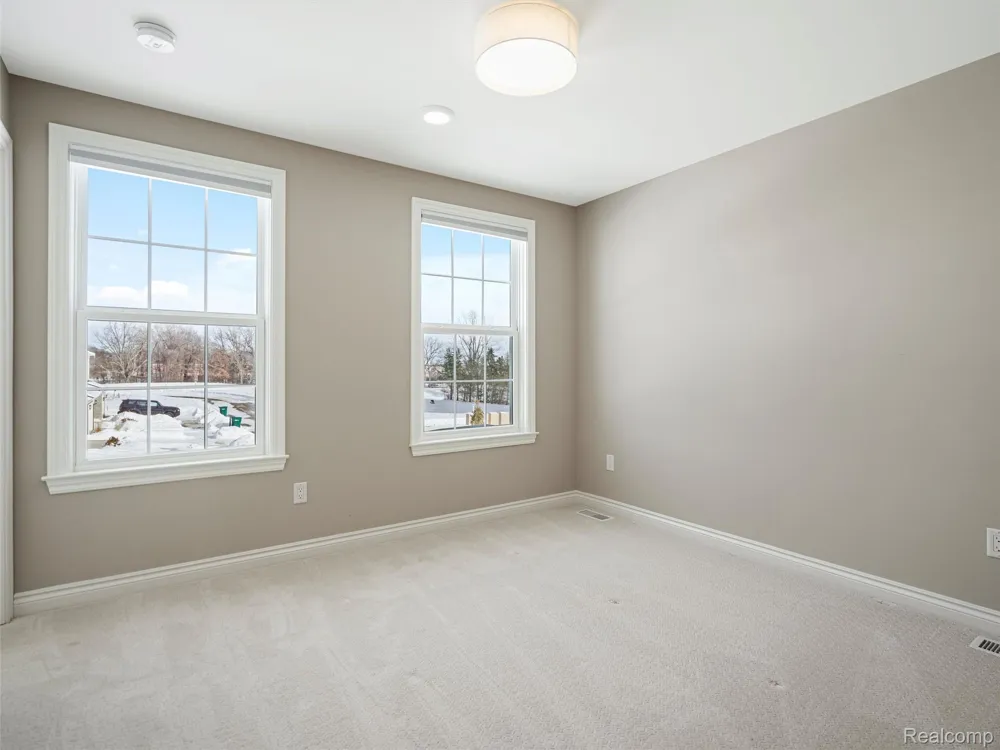 4021 NOTTINGHAM CIRCLE Independence Charter Township, MI 48346