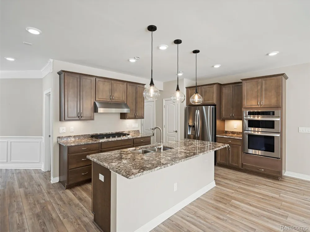 4021 NOTTINGHAM CIRCLE Independence Charter Township, MI 48346