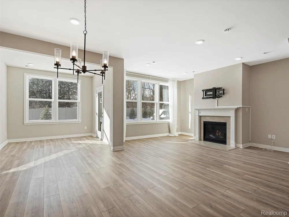 4021 NOTTINGHAM CIRCLE Independence Charter Township, MI 48346