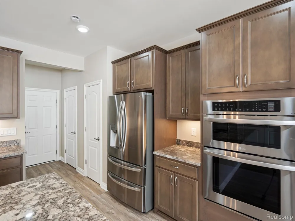 4021 NOTTINGHAM CIRCLE Independence Charter Township, MI 48346
