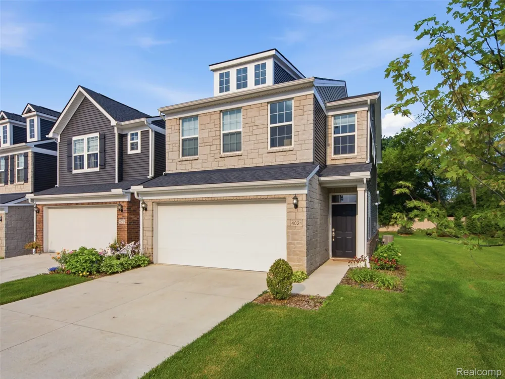 4021 NOTTINGHAM CIRCLE Independence Charter Township, MI 48346