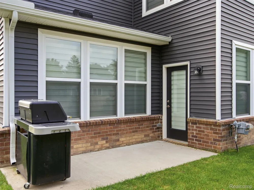 4021 NOTTINGHAM CIRCLE Independence Charter Township, MI 48346
