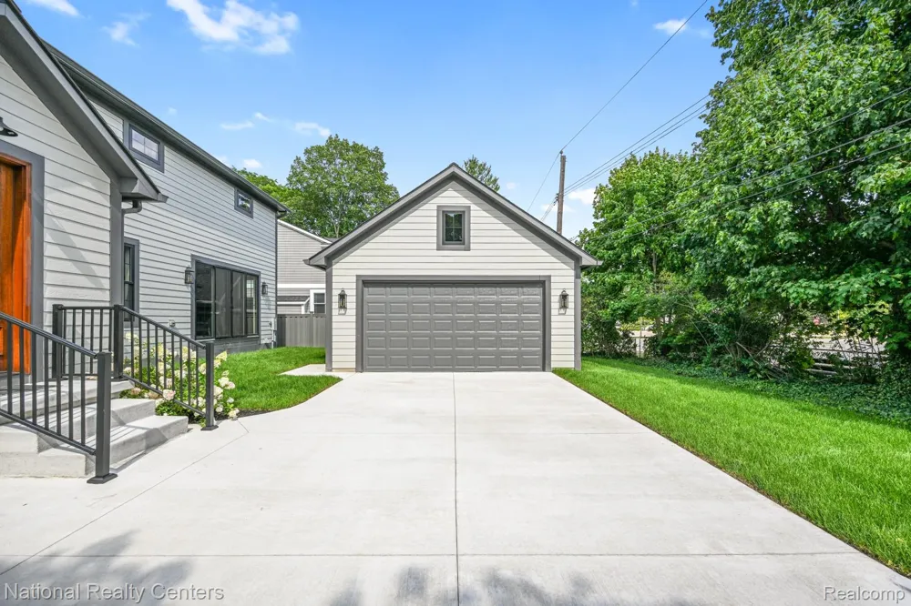 1311 Ross Street Plymouth City, MI 48170