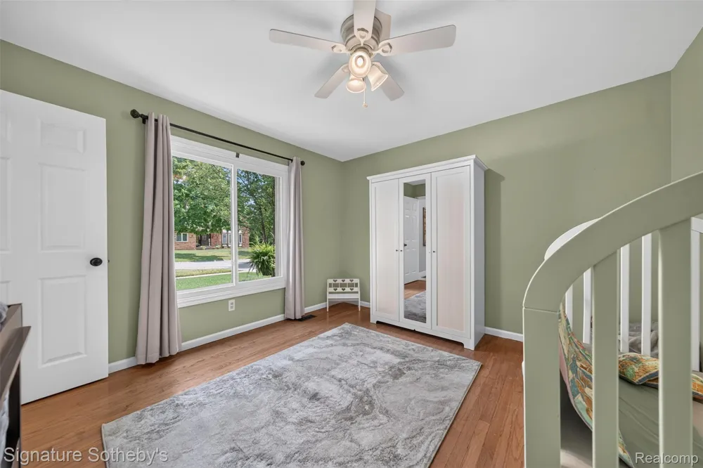 5133 Allison Drive Troy City, MI 48085
