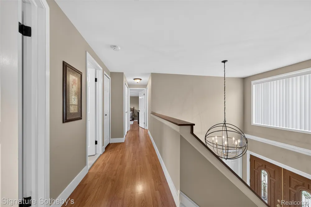 5133 Allison Drive Troy City, MI 48085