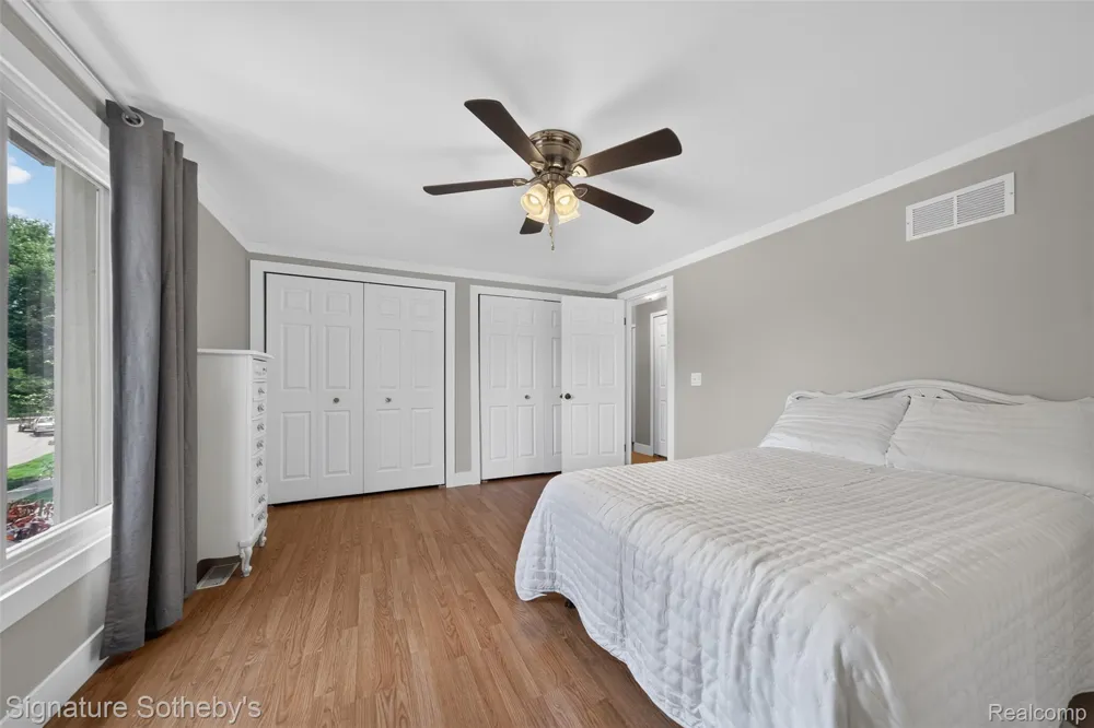 5133 Allison Drive Troy City, MI 48085
