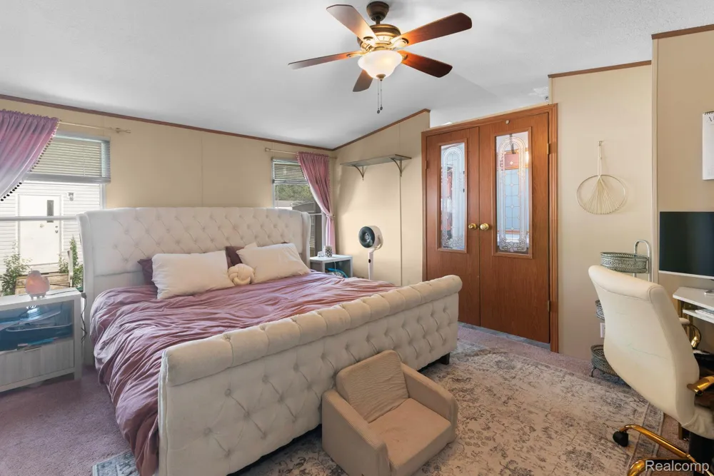 351 North Squirrel Road #141 Auburn Hills City, MI 48326
