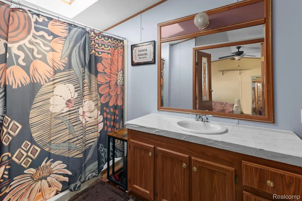 351 North Squirrel Road #141 Auburn Hills City, MI 48326