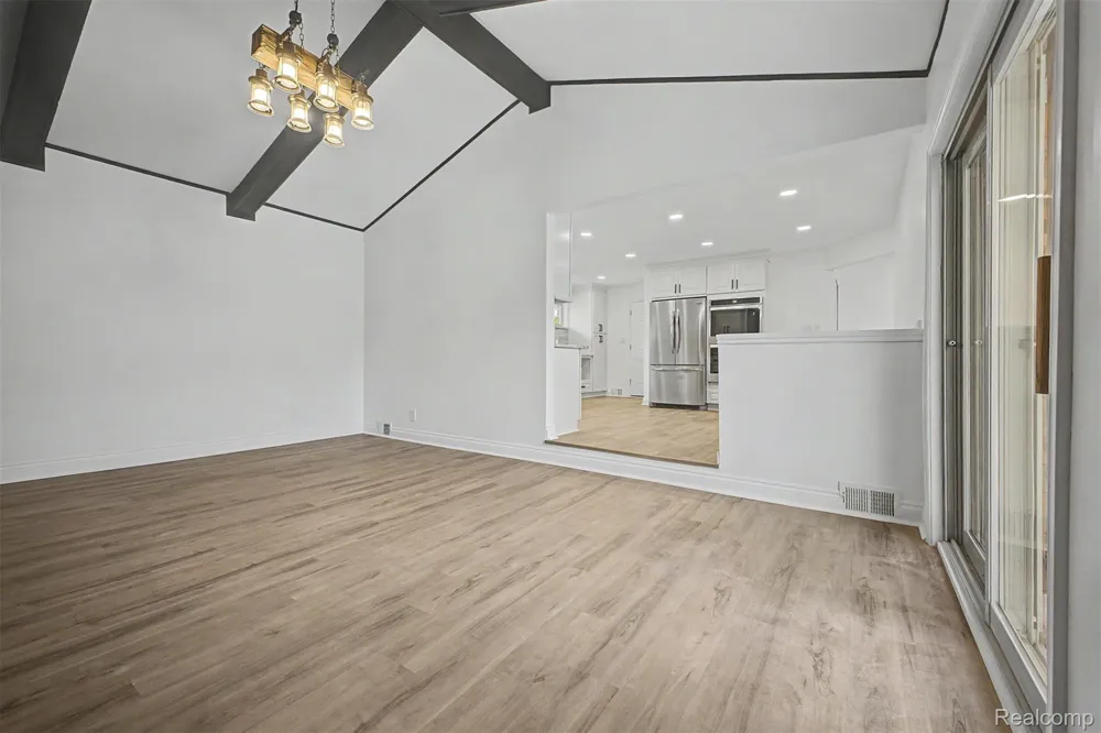 2226 Whitefield Street Dearborn Heights City, MI 48127