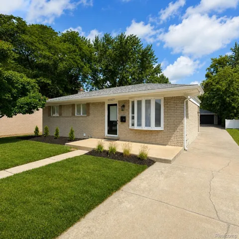 22327 Gordon Road