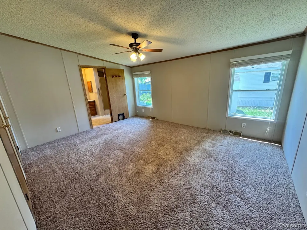 3651 Juniper Street Clarkston City, MI 48348