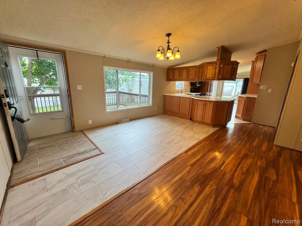 3651 Juniper Street Clarkston City, MI 48348