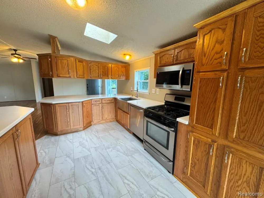 3651 Juniper Street Clarkston City, MI 48348
