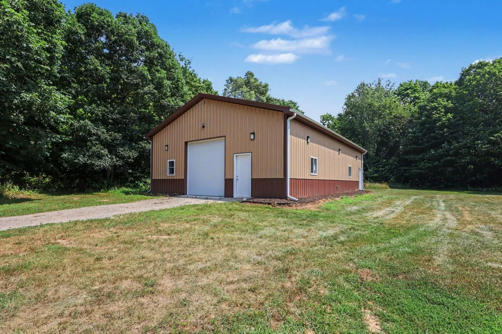 19601 68th Street Geneva Township, MI 49090