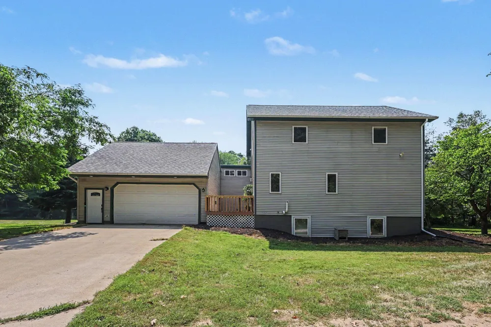 19601 68th Street Geneva Township, MI 49090