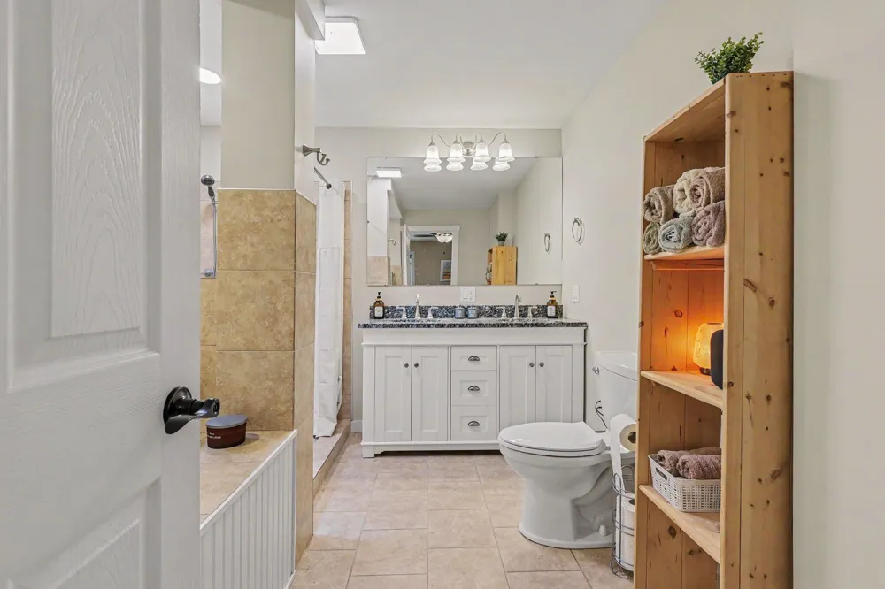 19601 68th Street Geneva Township, MI 49090