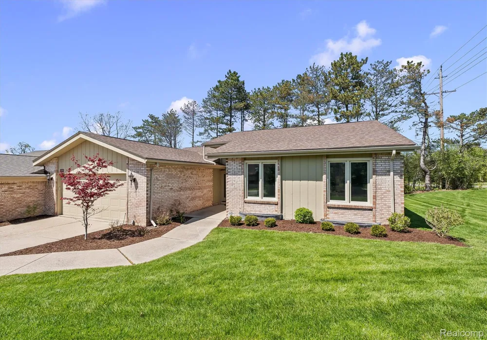 2006 WALDONS West Bloomfield Charter Township, MI 48322
