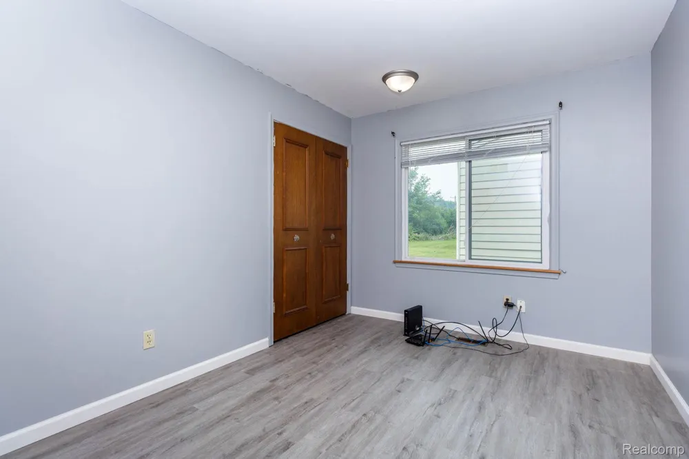1047 Coolidge Road Lansing City, MI 48912
