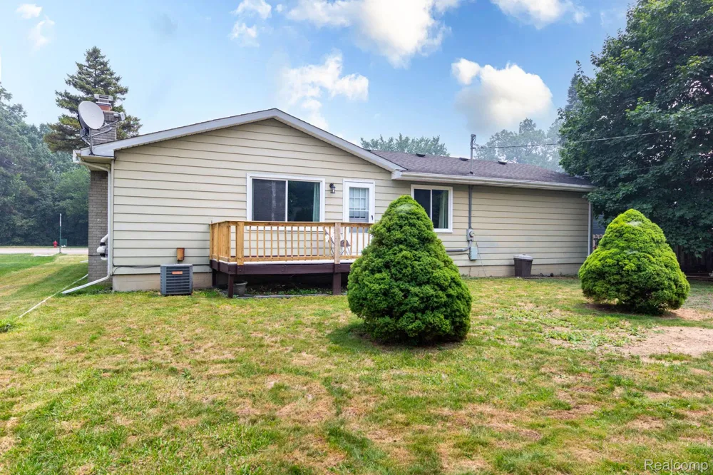 1047 Coolidge Road Lansing City, MI 48912